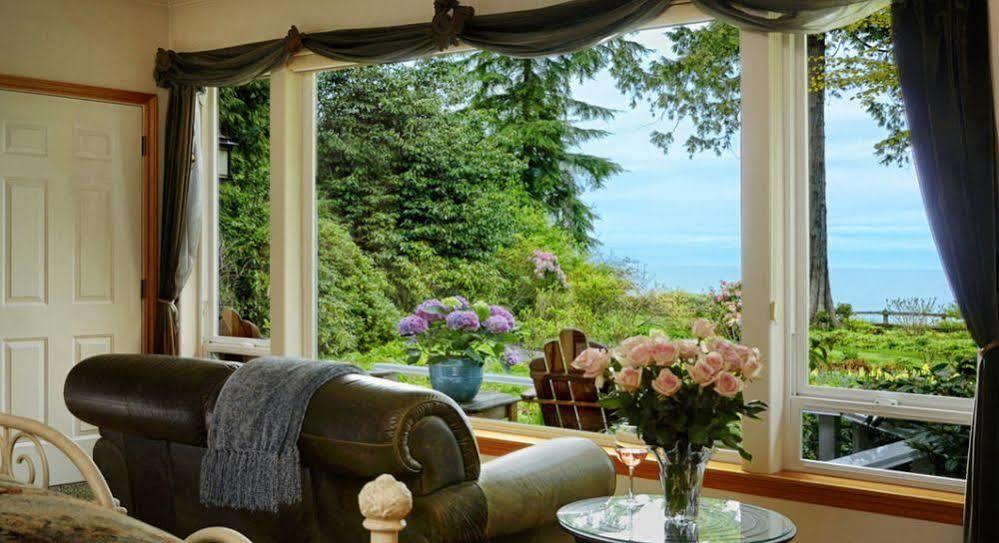 Colette'S Bed & Breakfast พอร์ตแองเจลิส ภายนอก รูปภาพ