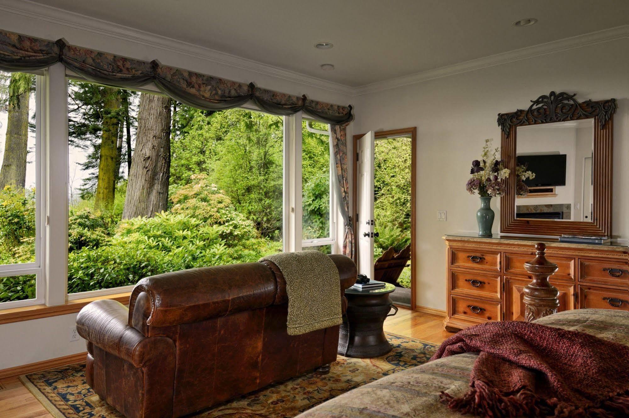 Colette'S Bed & Breakfast พอร์ตแองเจลิส ภายนอก รูปภาพ