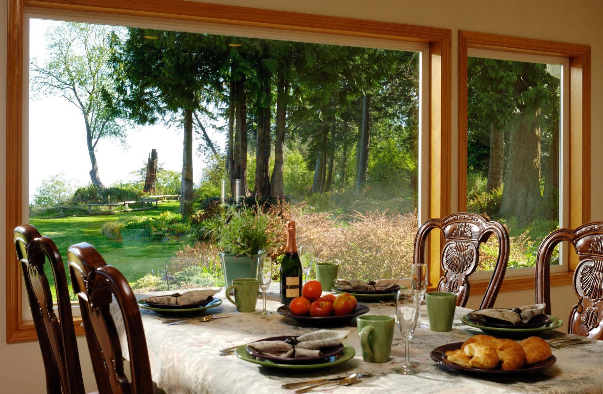 Colette'S Bed & Breakfast พอร์ตแองเจลิส ภายนอก รูปภาพ