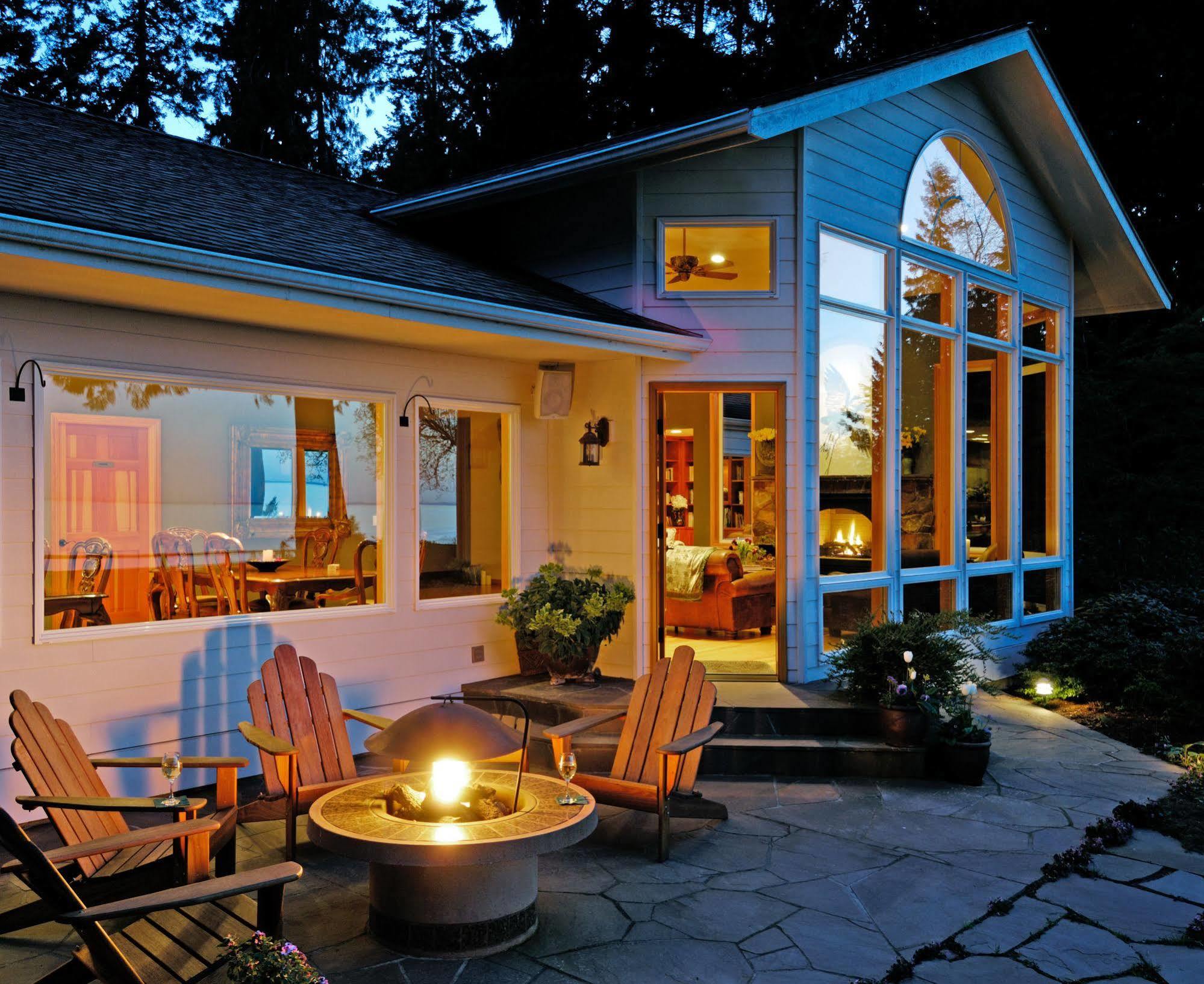 Colette'S Bed & Breakfast พอร์ตแองเจลิส ภายนอก รูปภาพ